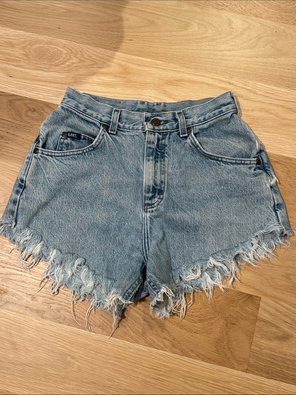 Women’s Vintage Lee Light Blue Frayed-Hem Denim Shorts